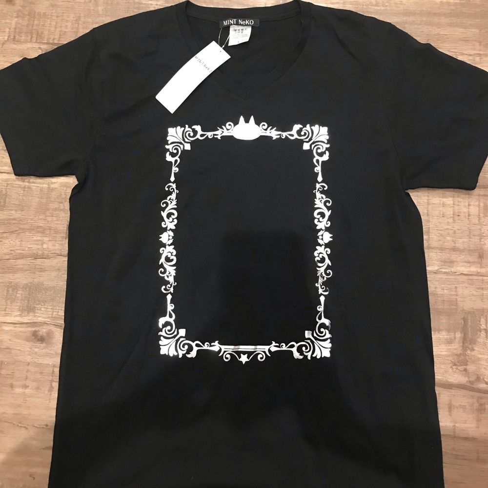 Mint Neko T-shirt